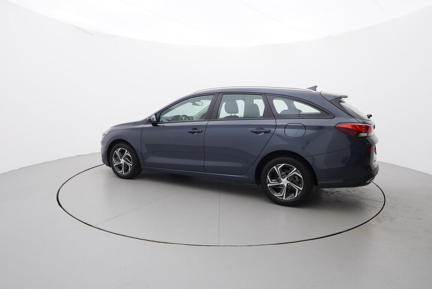 O419V08165_12.webp_I30 Family Comfort 1.0 T-GDi 88 kW manuál, DPH