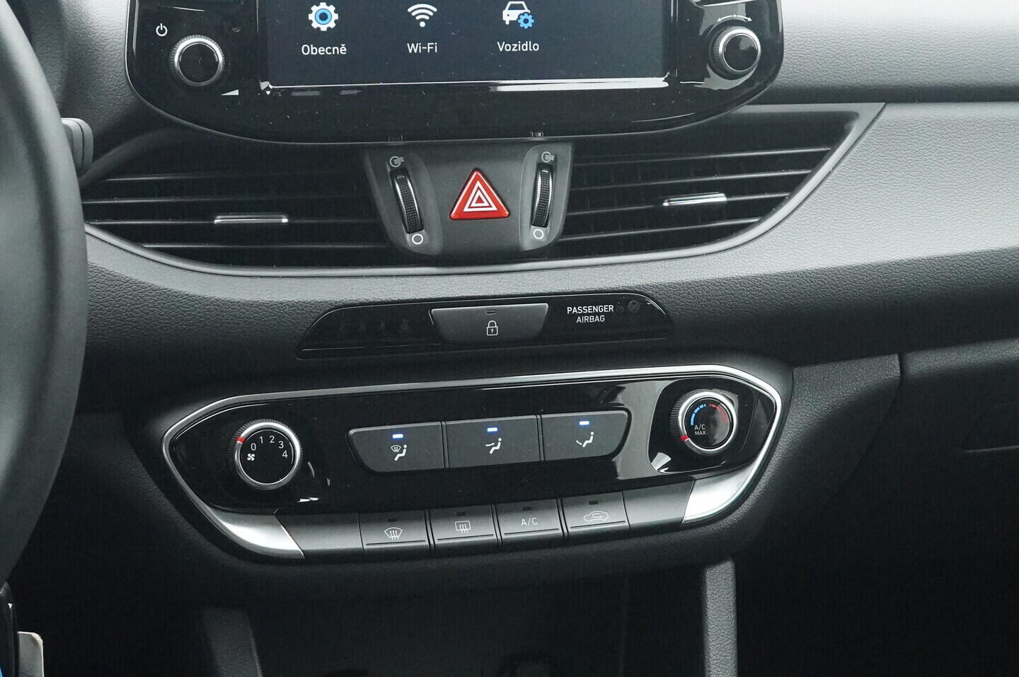 O419V08165_30.webp_I30 Family Comfort 1.0 T-GDi 88 kW manuál, DPH