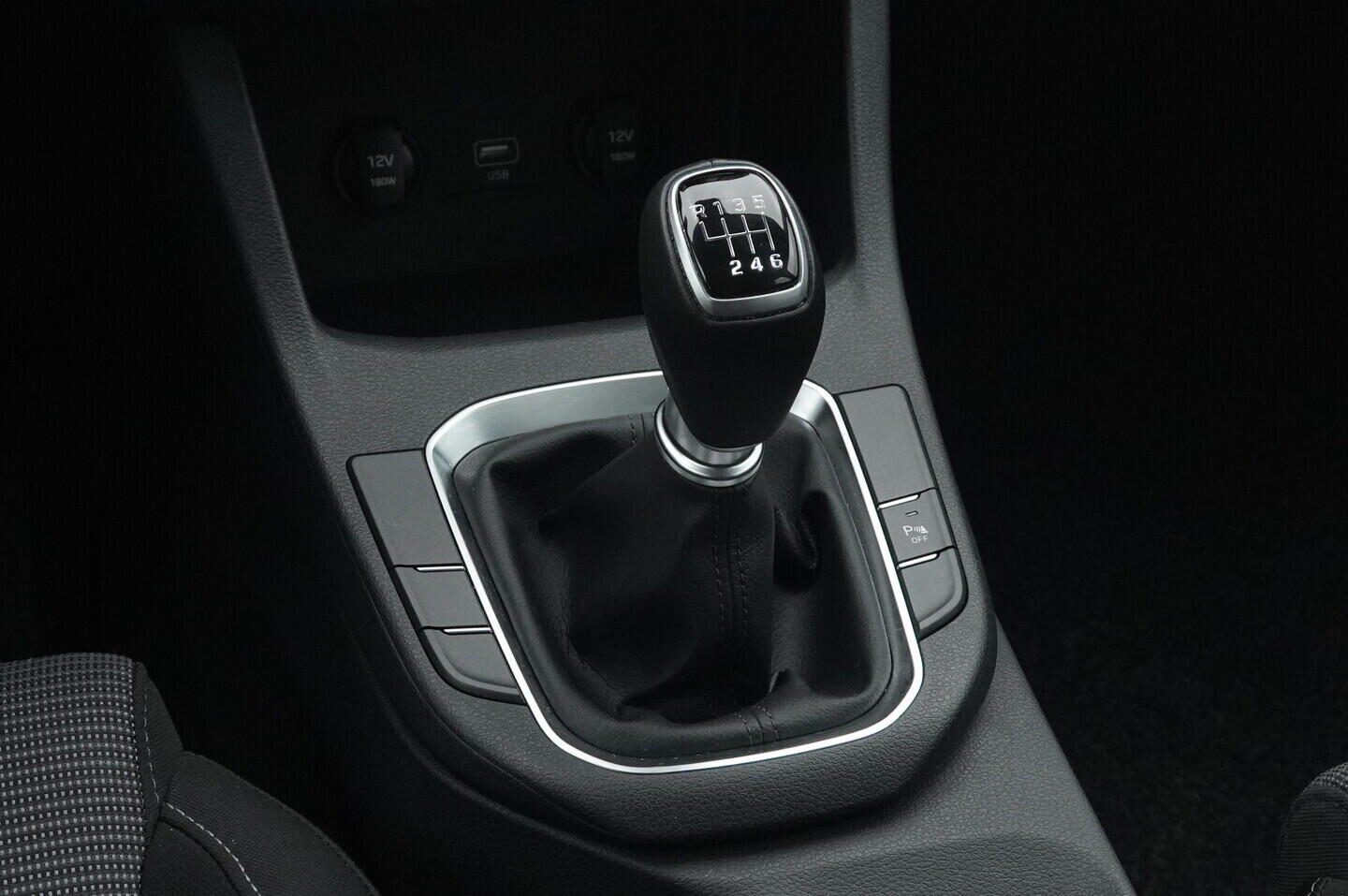 O419V08165_31.webp_I30 Family Comfort 1.0 T-GDi 88 kW manuál, DPH