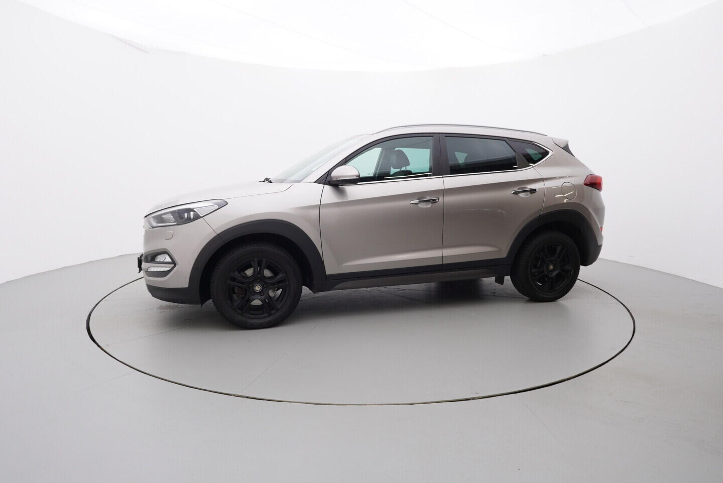 O419V08167_11.webp_TUCSON Premium 2.0  136 kW automat