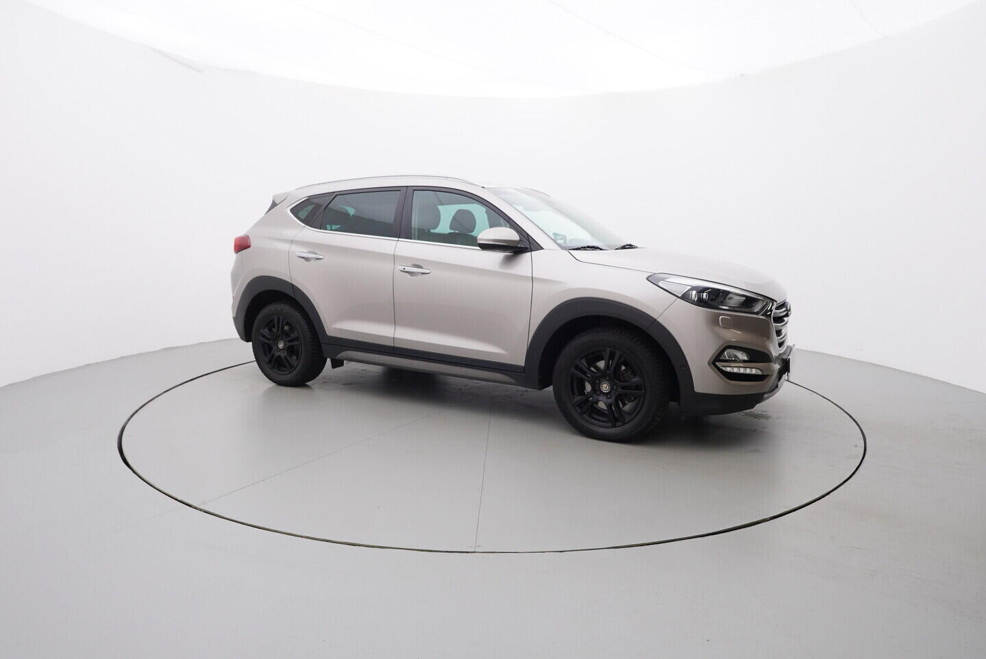 O419V08167_16.webp_TUCSON Premium 2.0  136 kW automat