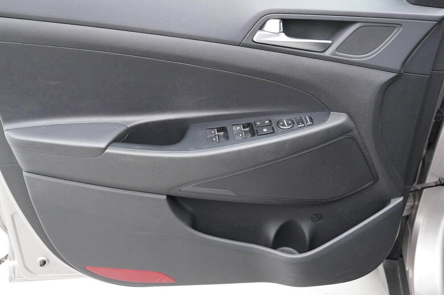 O419V08167_19.webp_TUCSON Premium 2.0  136 kW automat