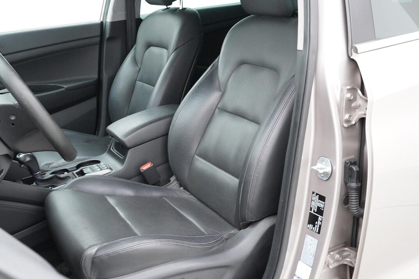 O419V08167_23.webp_TUCSON Premium 2.0  136 kW automat