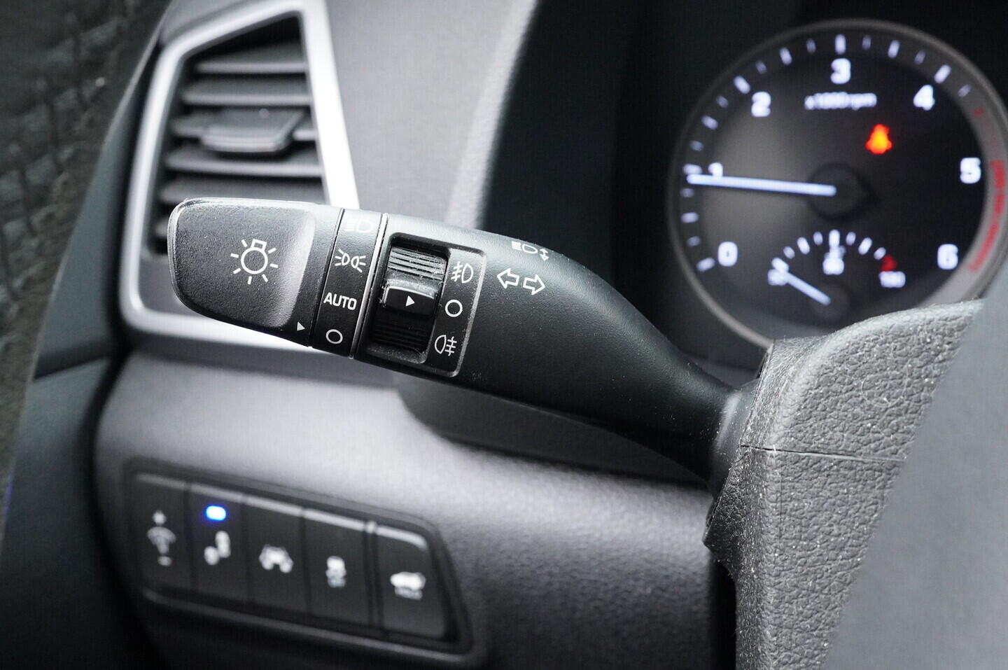 O419V08167_24.webp_TUCSON Premium 2.0  136 kW automat