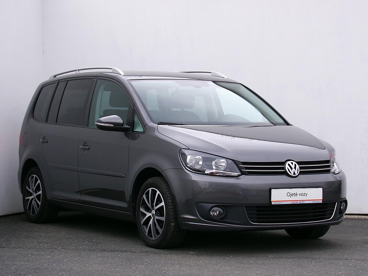 O419V08176_14.webp_TOURAN Comfortline 1.6 TDI 77 kW manuál