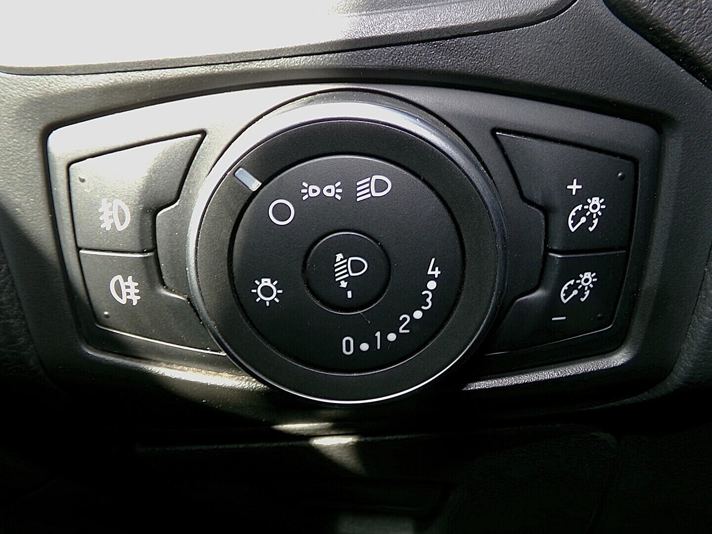 O419V08177_22.webp_FOCUS  1.6 Tdci 70 kW manuál
