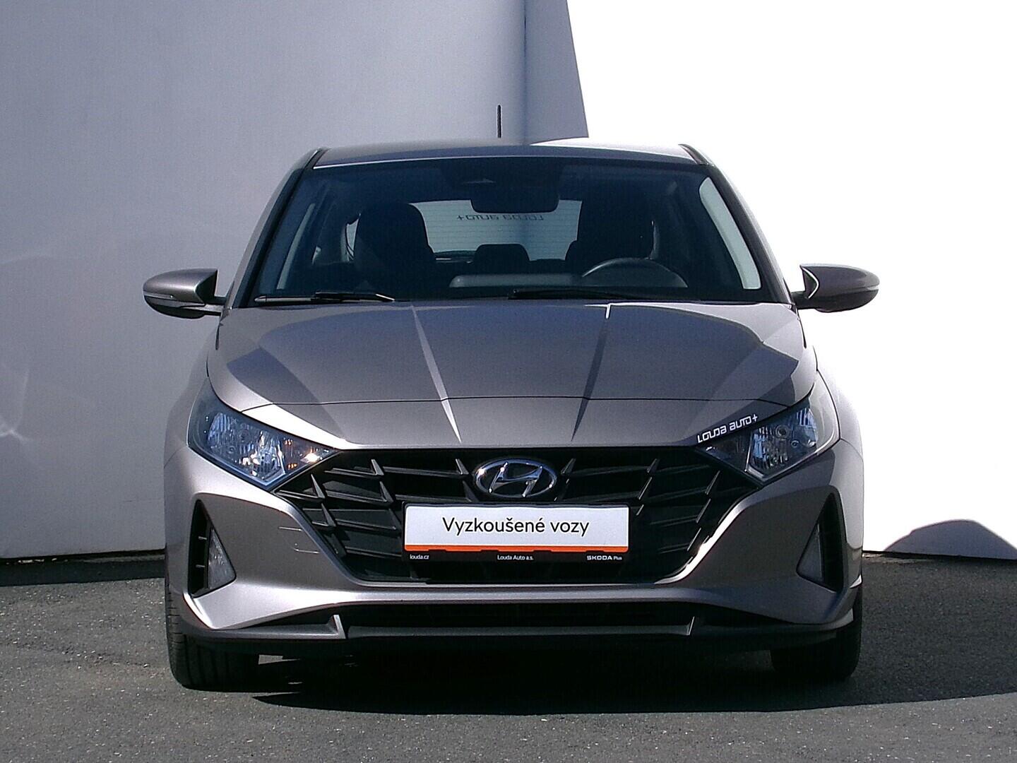 O419V08178_13.webp_I20 Comfort Club 1.2  62 kW manuál