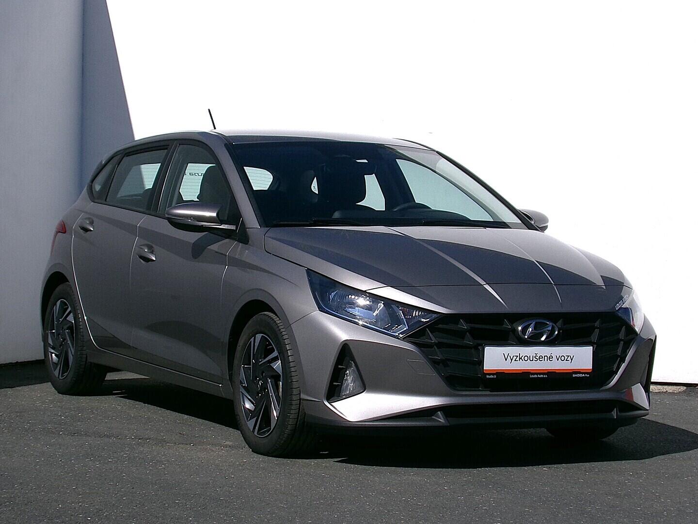 O419V08178_14.webp_I20 Comfort Club 1.2  62 kW manuál