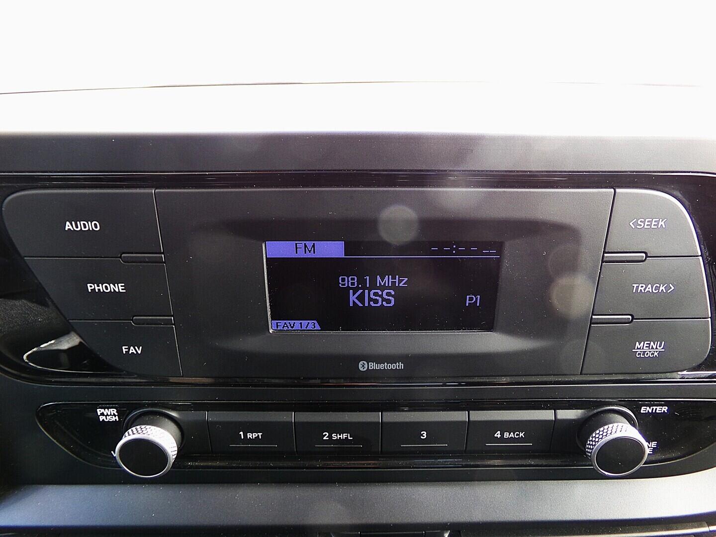 O419V08178_25.webp_I20 Comfort Club 1.2  62 kW manuál