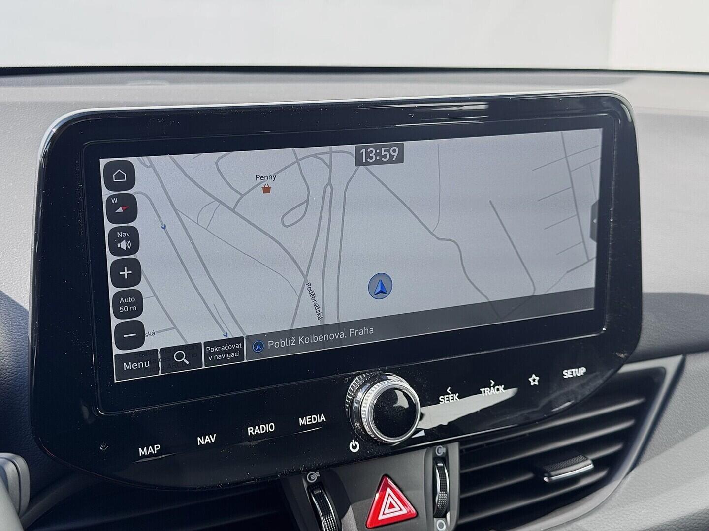 O419V08181_26.webp_I30 Start 1.0  74 kW manuál, DPH