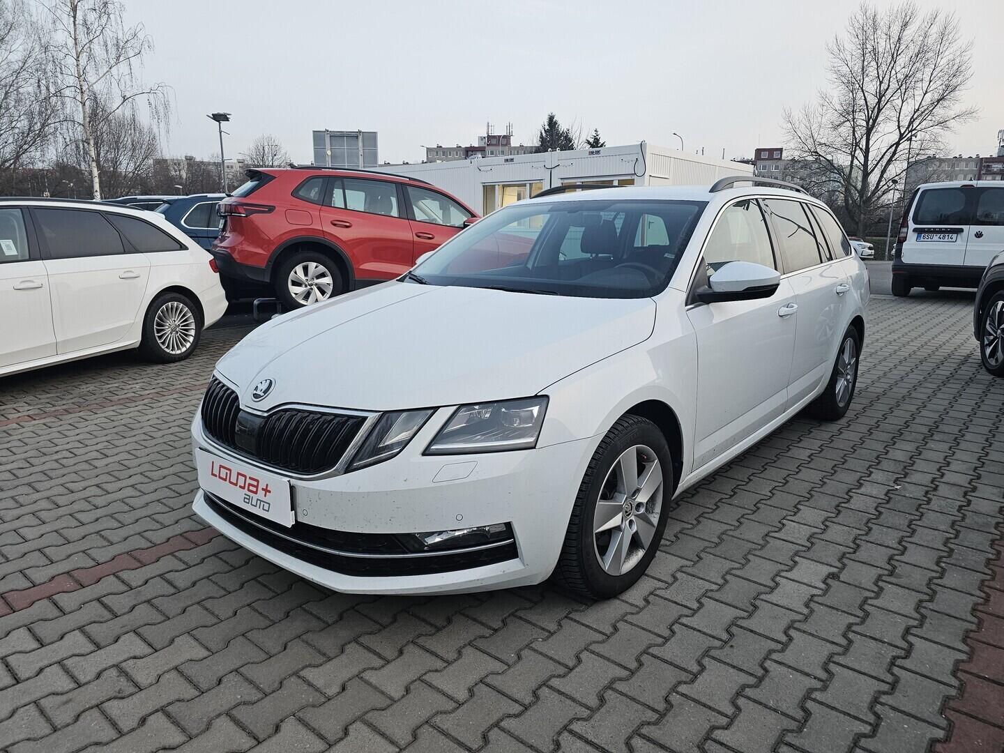 O419V08182_10.webp_OCTAVIA Style 1.5 TSI 110 kW manuál