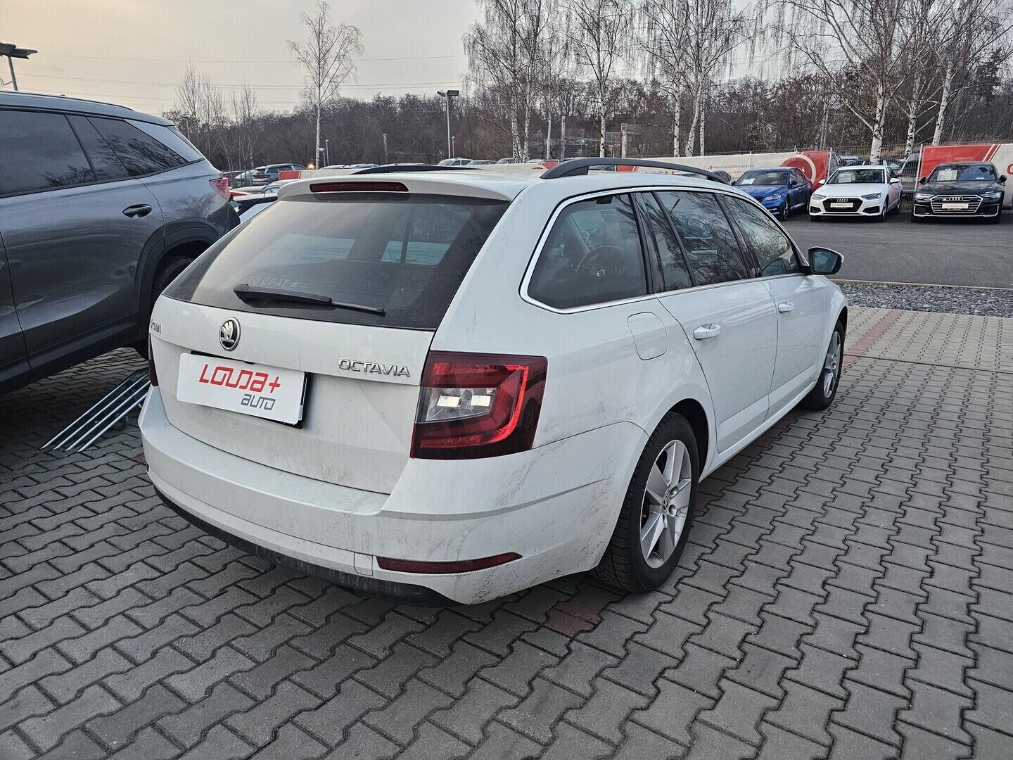 O419V08182_11.webp_OCTAVIA Style 1.5 TSI 110 kW manuál