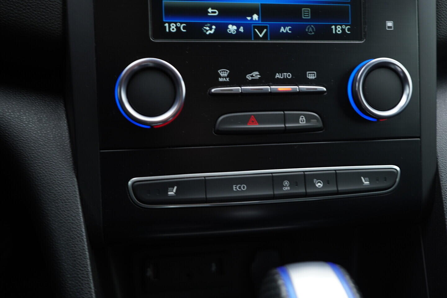 O419V08188_32.webp_MÉGANE GT-Line 1.3  120 kW automat