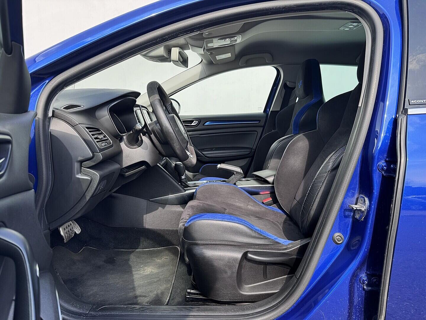 O419V08190_20.webp_MÉGANE GT 1.6 TCe 165 kW automat, DPH