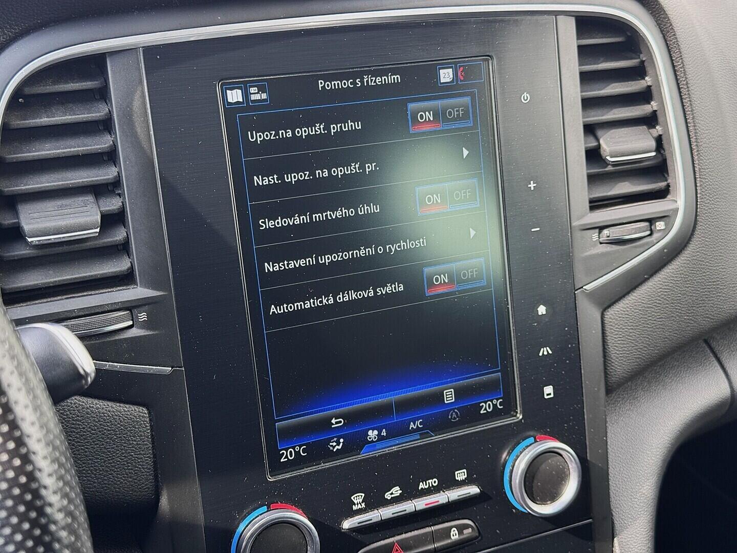 O419V08190_26.webp_MÉGANE GT 1.6 TCe 165 kW automat, DPH