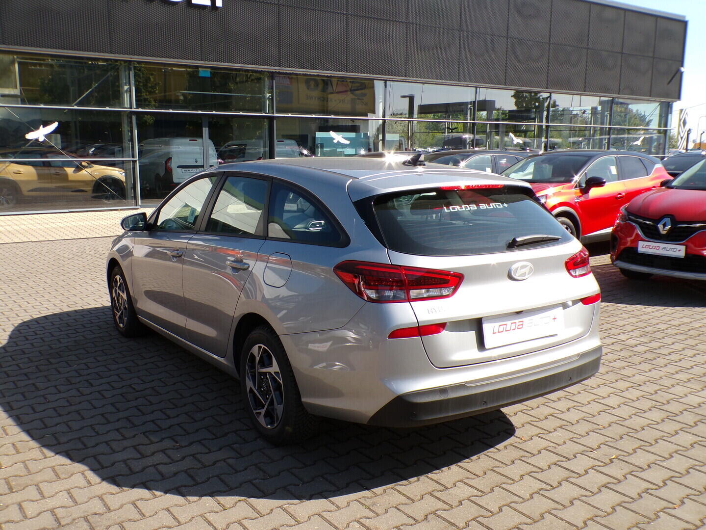 O419V08194_16.webp_I30 Comfort 1.0 T-GDI 74 kW manuál, DPH