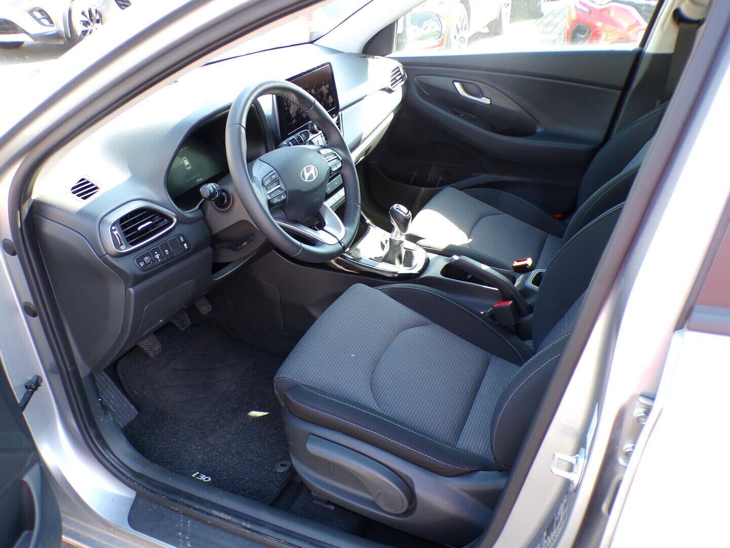 O419V08194_19.webp_I30 Comfort 1.0 T-GDI 74 kW manuál, DPH