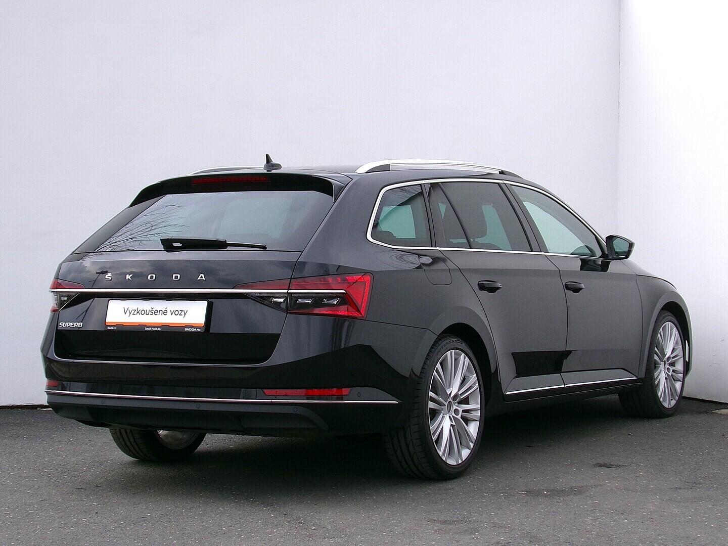 O419V08195_11.webp_SUPERB Style 2.0 TDI 110 kW automat, DPH