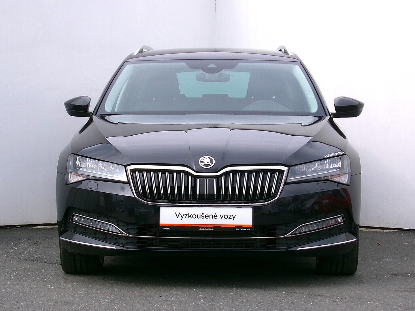 O419V08195_13.webp_SUPERB Style 2.0 TDI 110 kW automat, DPH