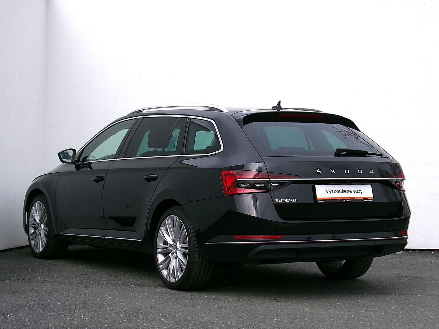 O419V08195_15.webp_SUPERB Style 2.0 TDI 110 kW automat, DPH