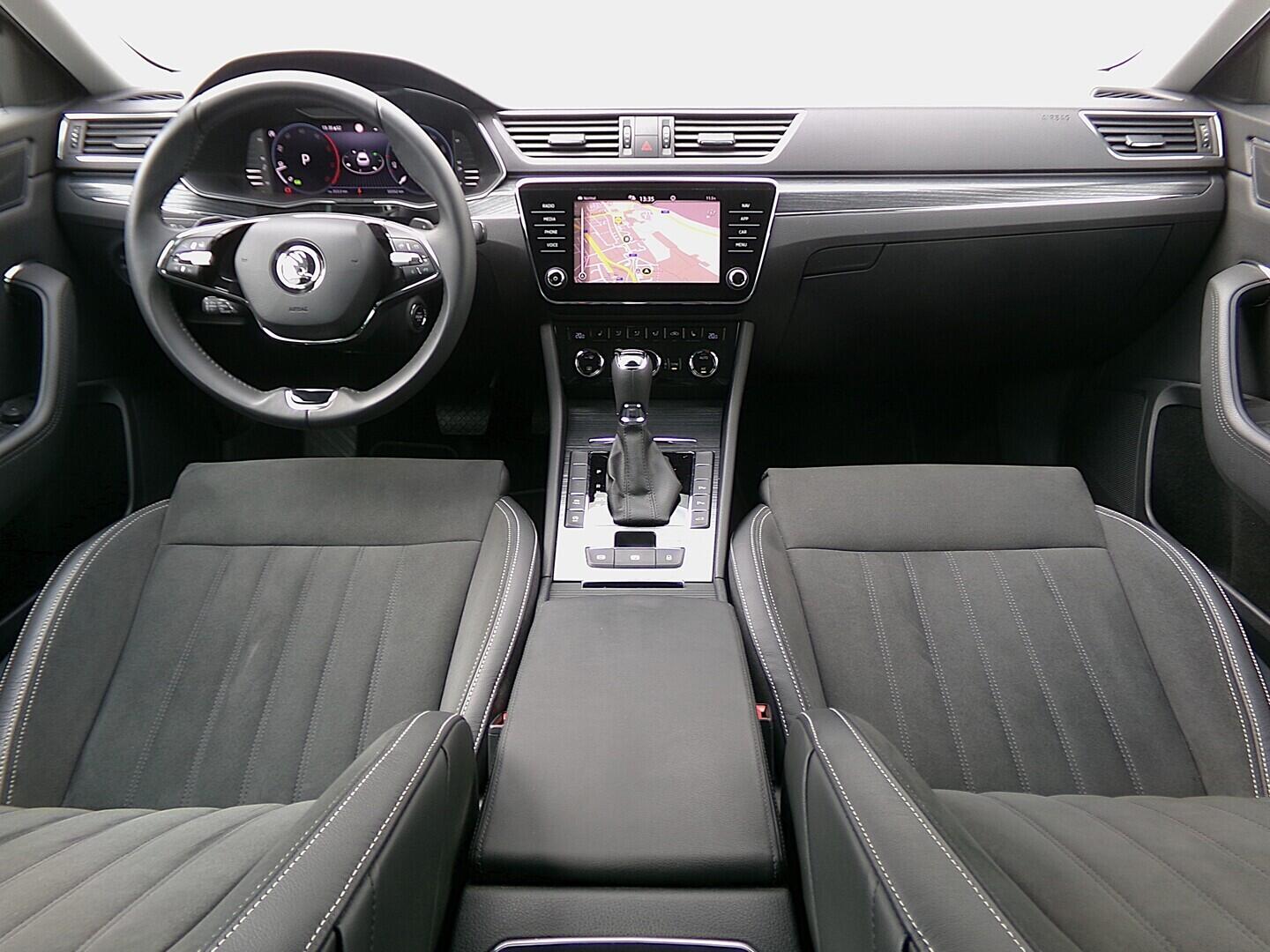 O419V08195_18.webp_SUPERB Style 2.0 TDI 110 kW automat, DPH