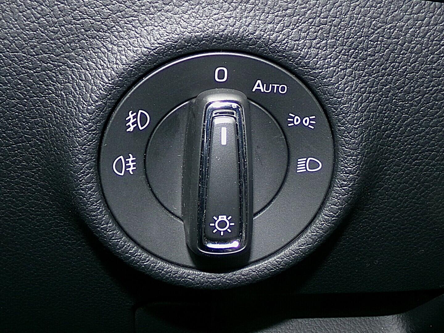 O419V08195_22.webp_SUPERB Style 2.0 TDI 110 kW automat, DPH