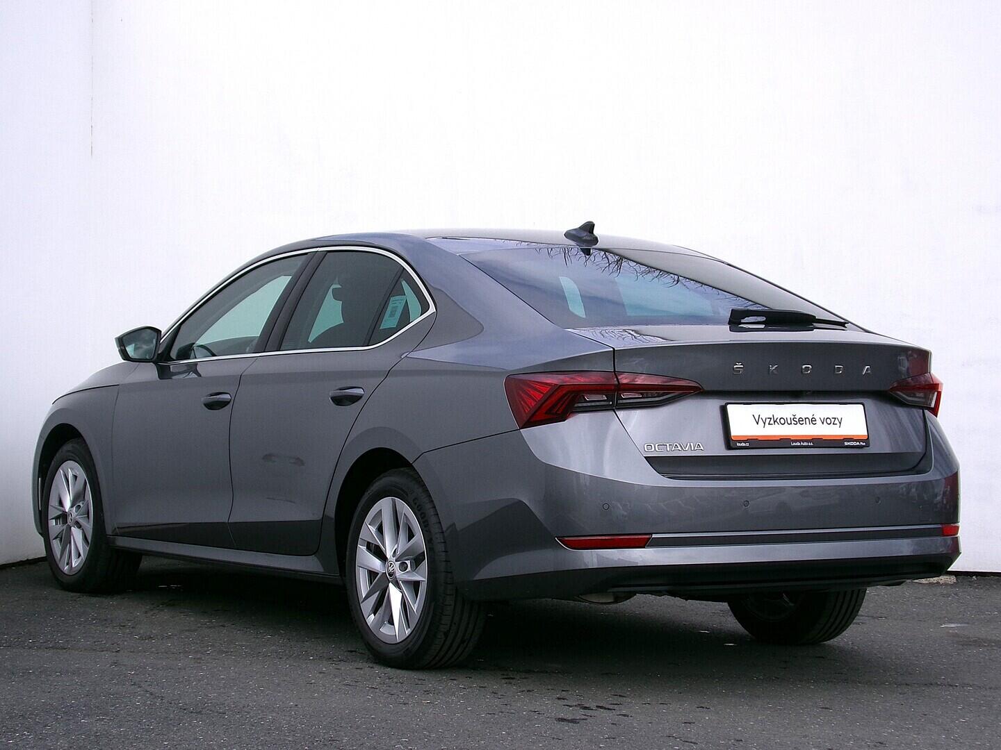 O419V08196_15.webp_OCTAVIA Style 1.5 TSI 110 kW manuál, DPH