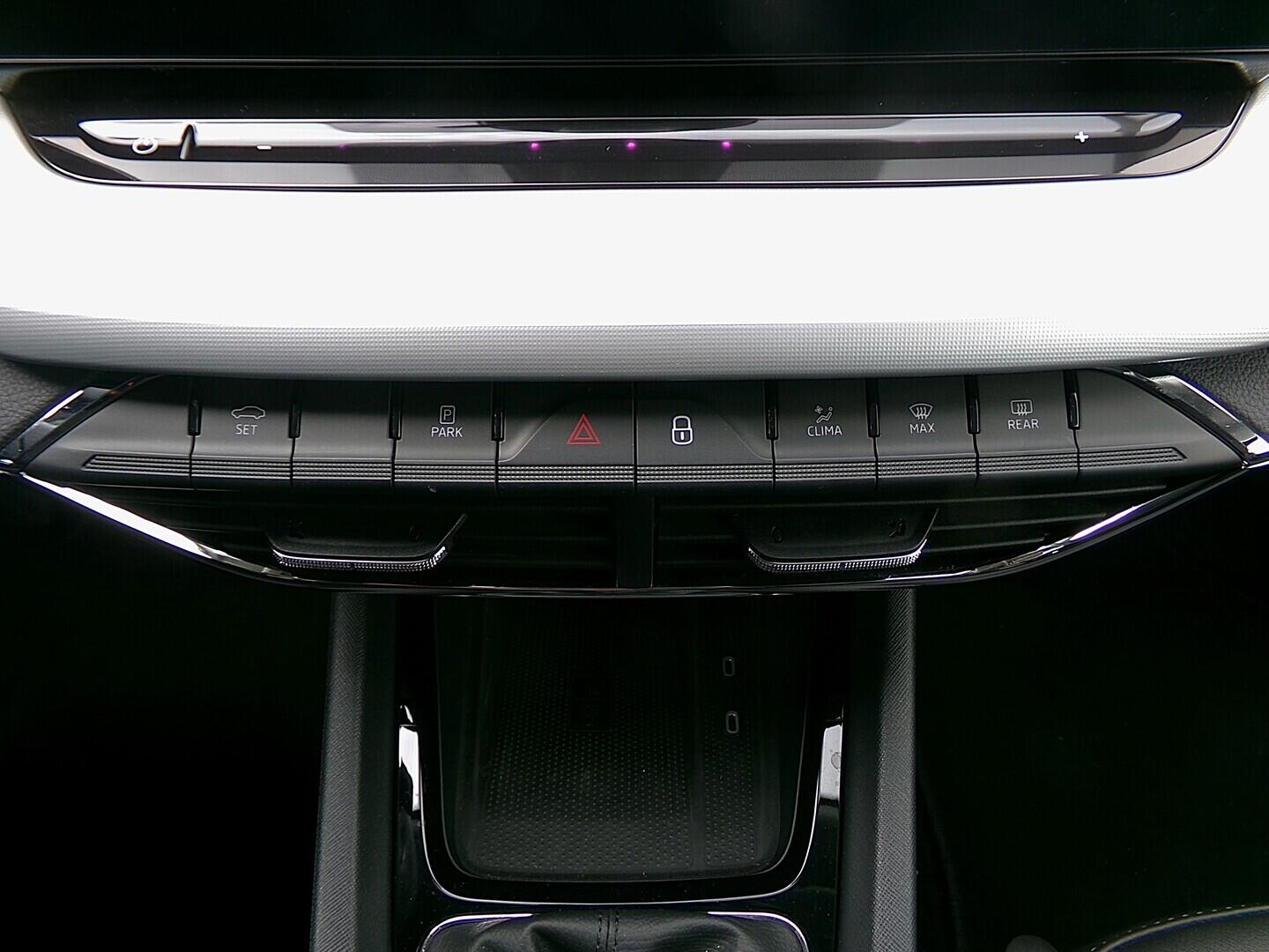 O419V08196_32.webp_OCTAVIA Style 1.5 TSI 110 kW manuál, DPH