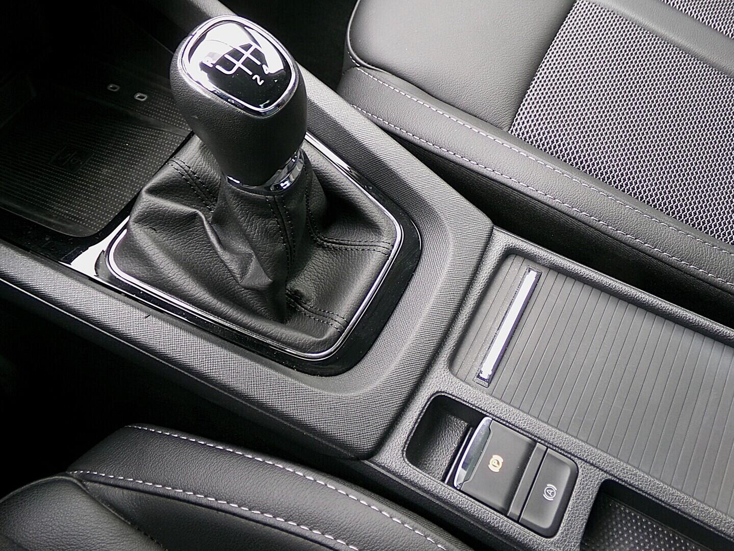 O419V08196_33.webp_OCTAVIA Style 1.5 TSI 110 kW manuál, DPH