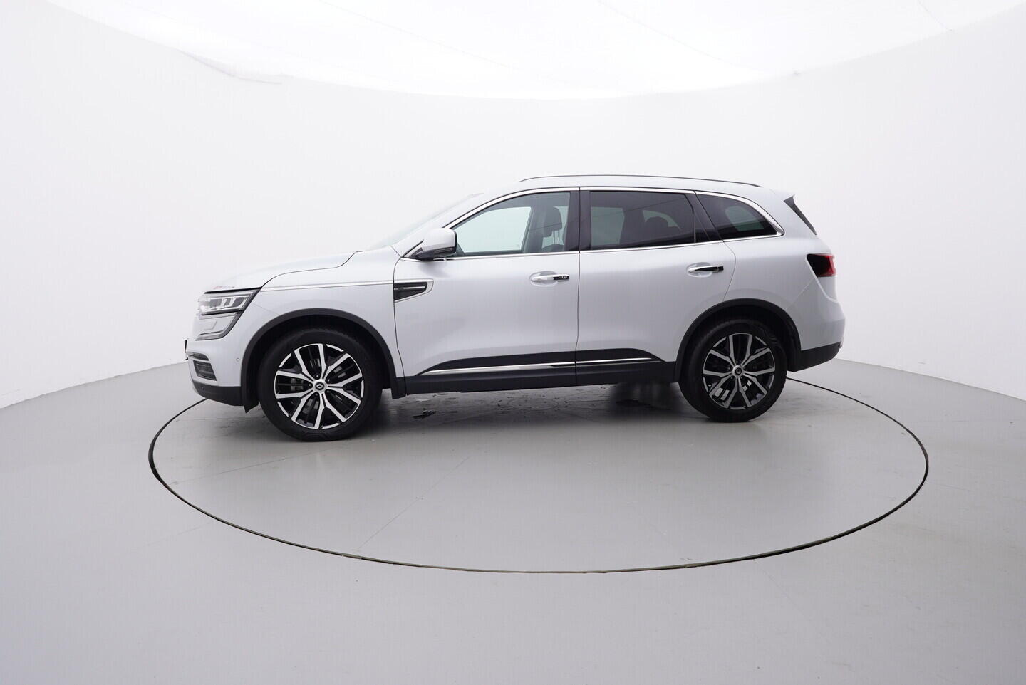 O419V08198_11.webp_KOLEOS Initiale Paris 2.0  135 kW automat, DPH