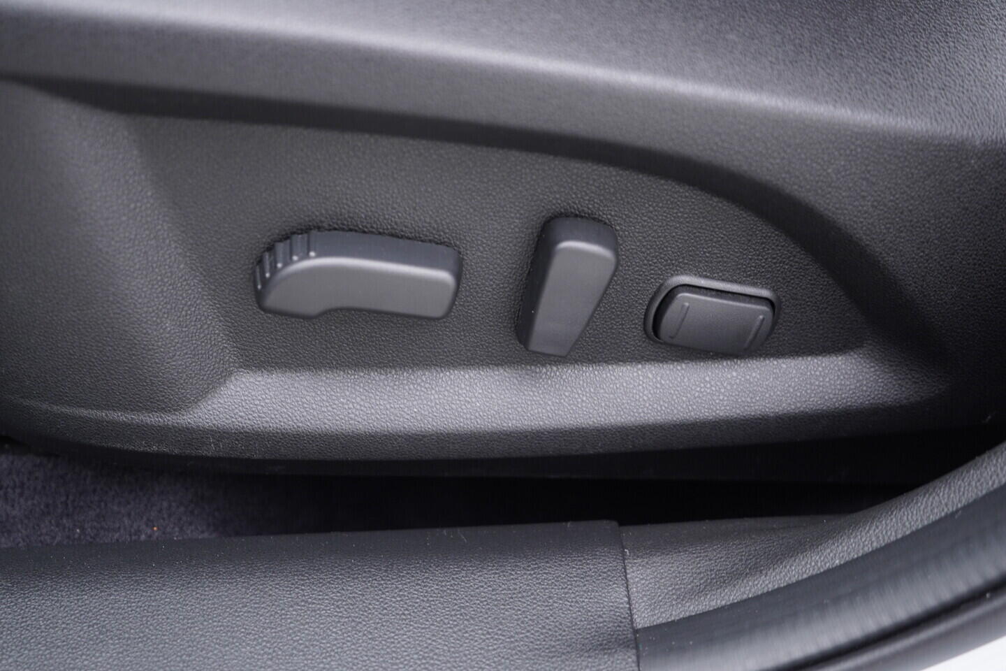 O419V08198_23.webp_KOLEOS Initiale Paris 2.0  135 kW automat, DPH