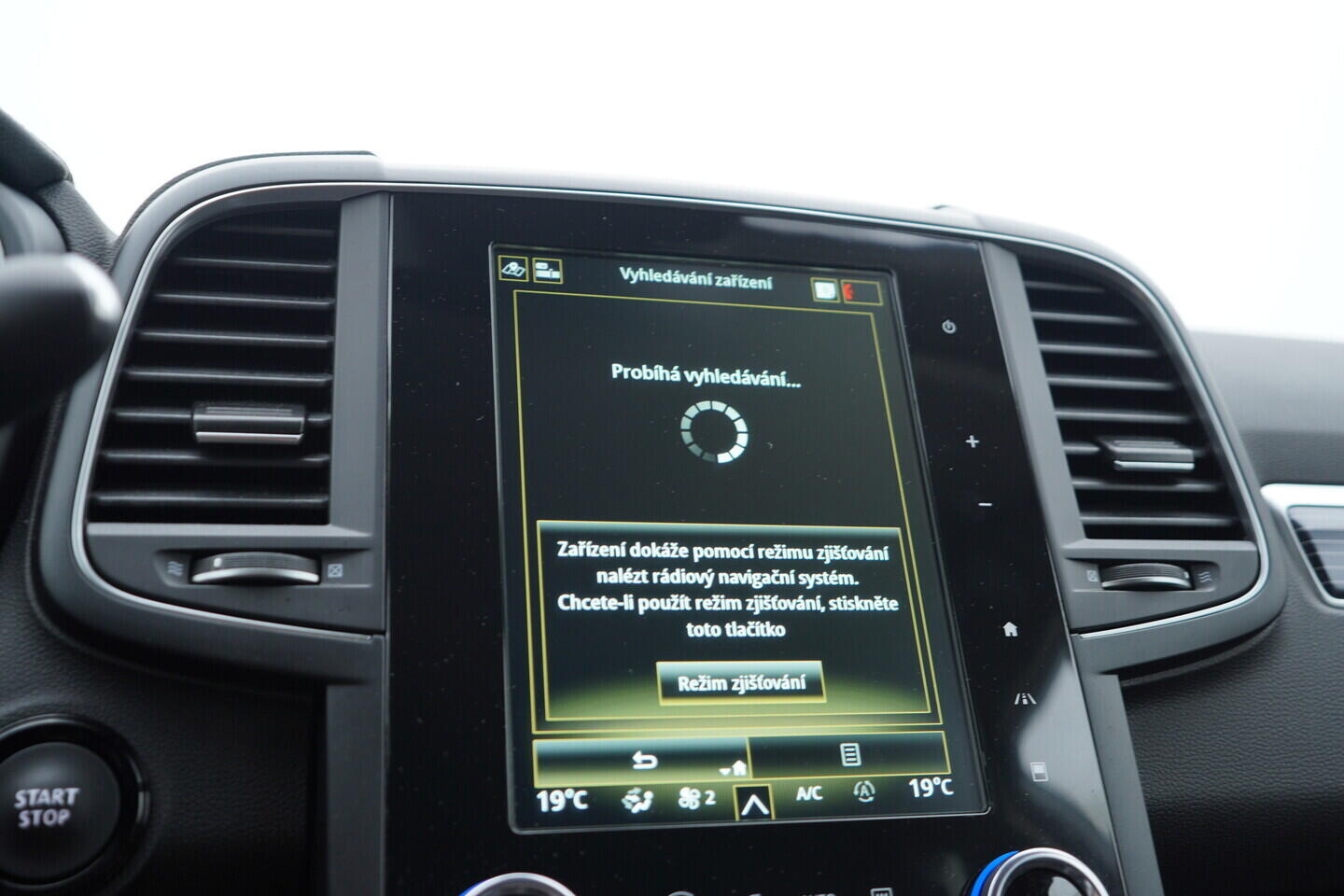 O419V08198_33.webp_KOLEOS Initiale Paris 2.0  135 kW automat, DPH