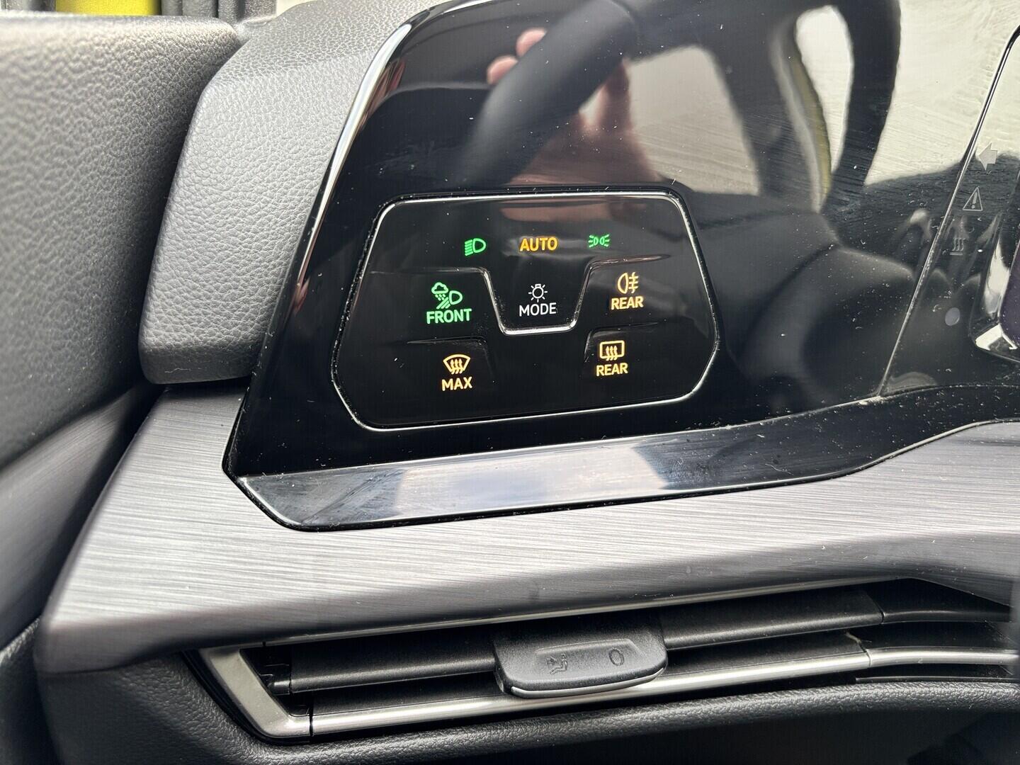 O419V08199_26.webp_GOLF Style 1.5 TSI 96 kW manuál, DPH