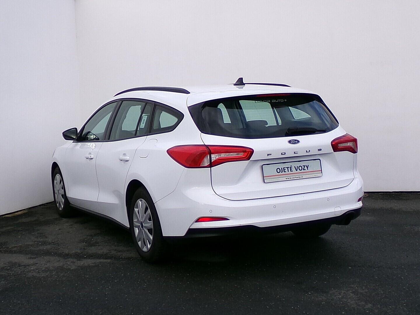 O419V08201_17.webp_FOCUS  1.5 TDI 70 kW manuál, DPH