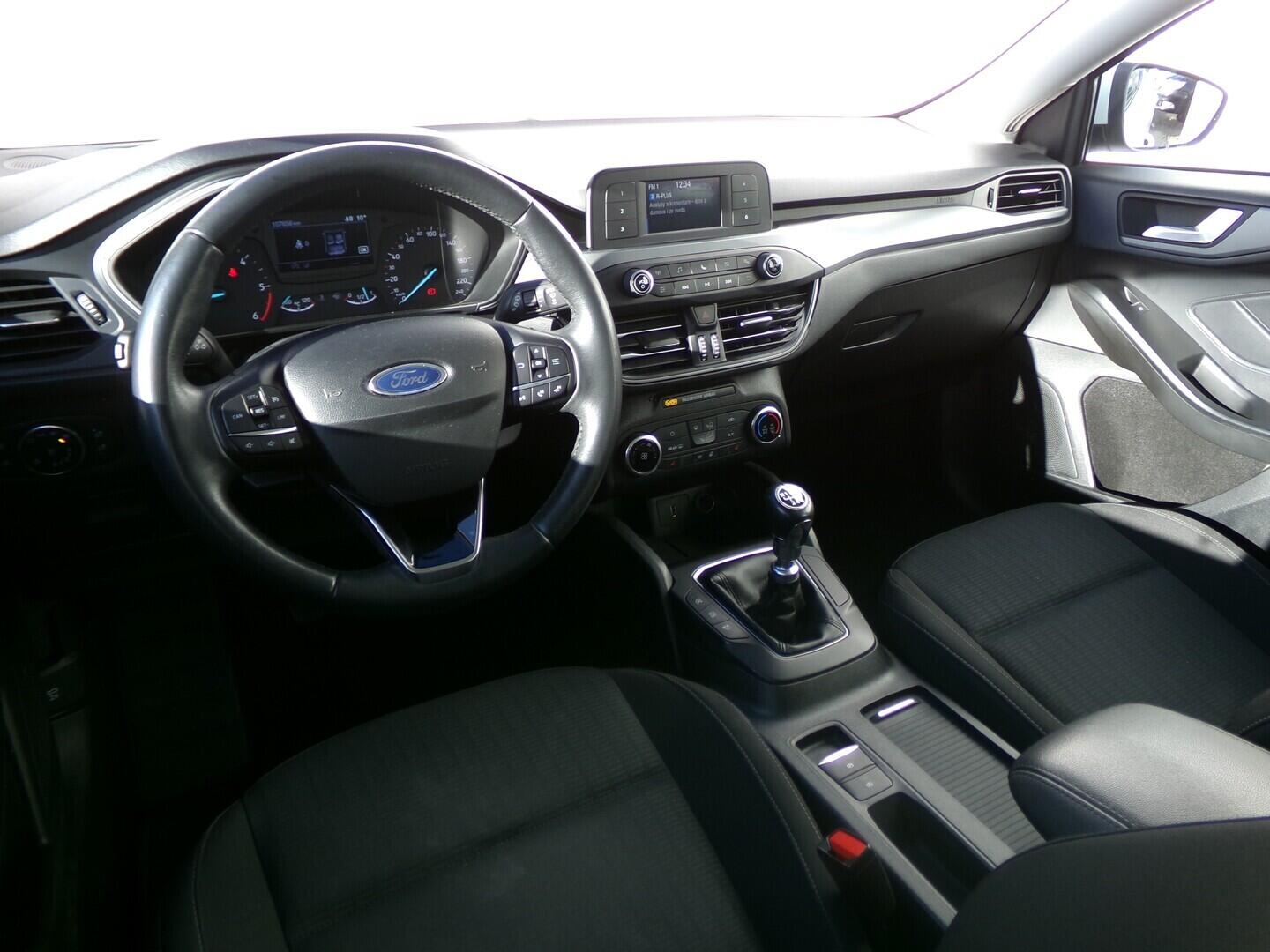 O419V08201_19.webp_FOCUS  1.5 TDI 70 kW manuál, DPH