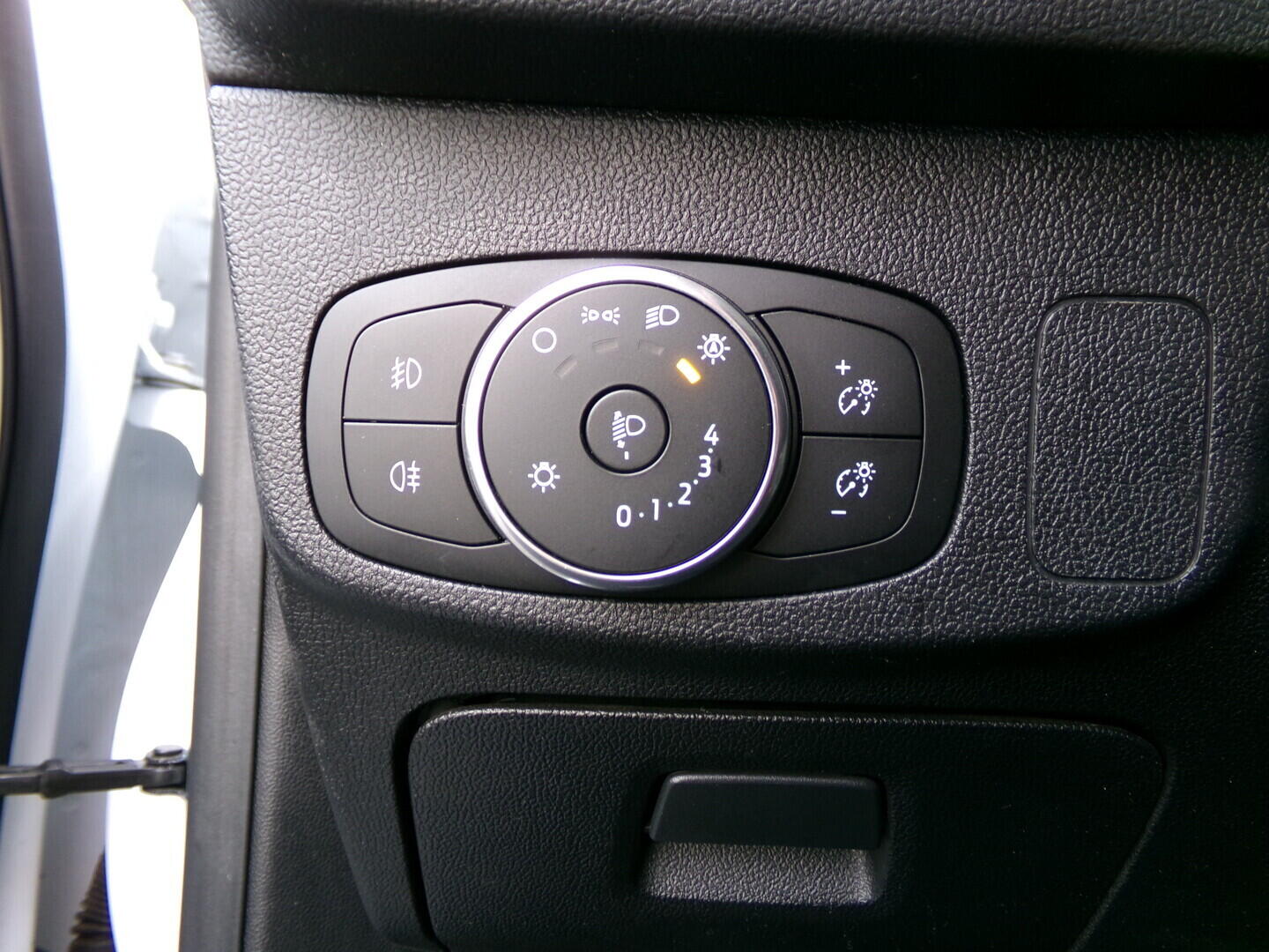 O419V08201_24.webp_FOCUS  1.5 TDI 70 kW manuál, DPH
