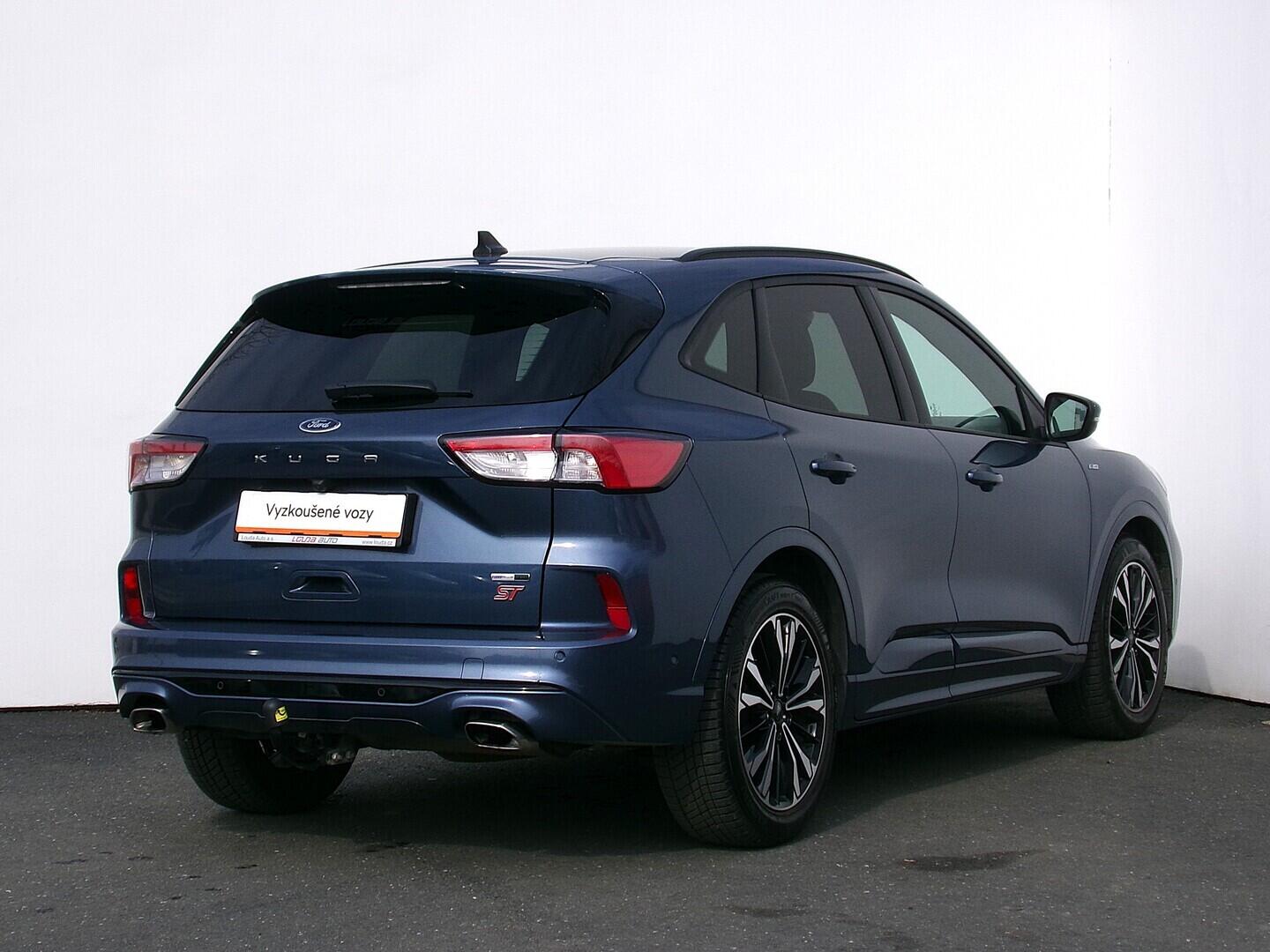 O419V08205_11.webp_KUGA ST-Line 2.0 TDI 110 kW manuál, DPH