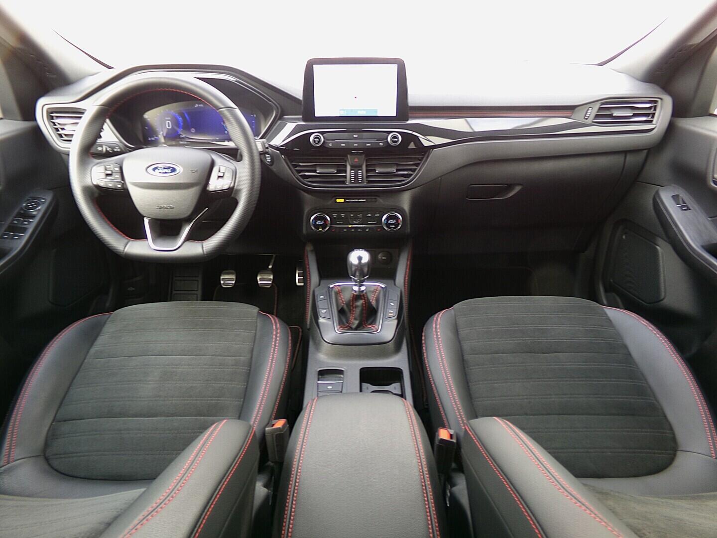 O419V08205_18.webp_KUGA ST-Line 2.0 TDI 110 kW manuál, DPH