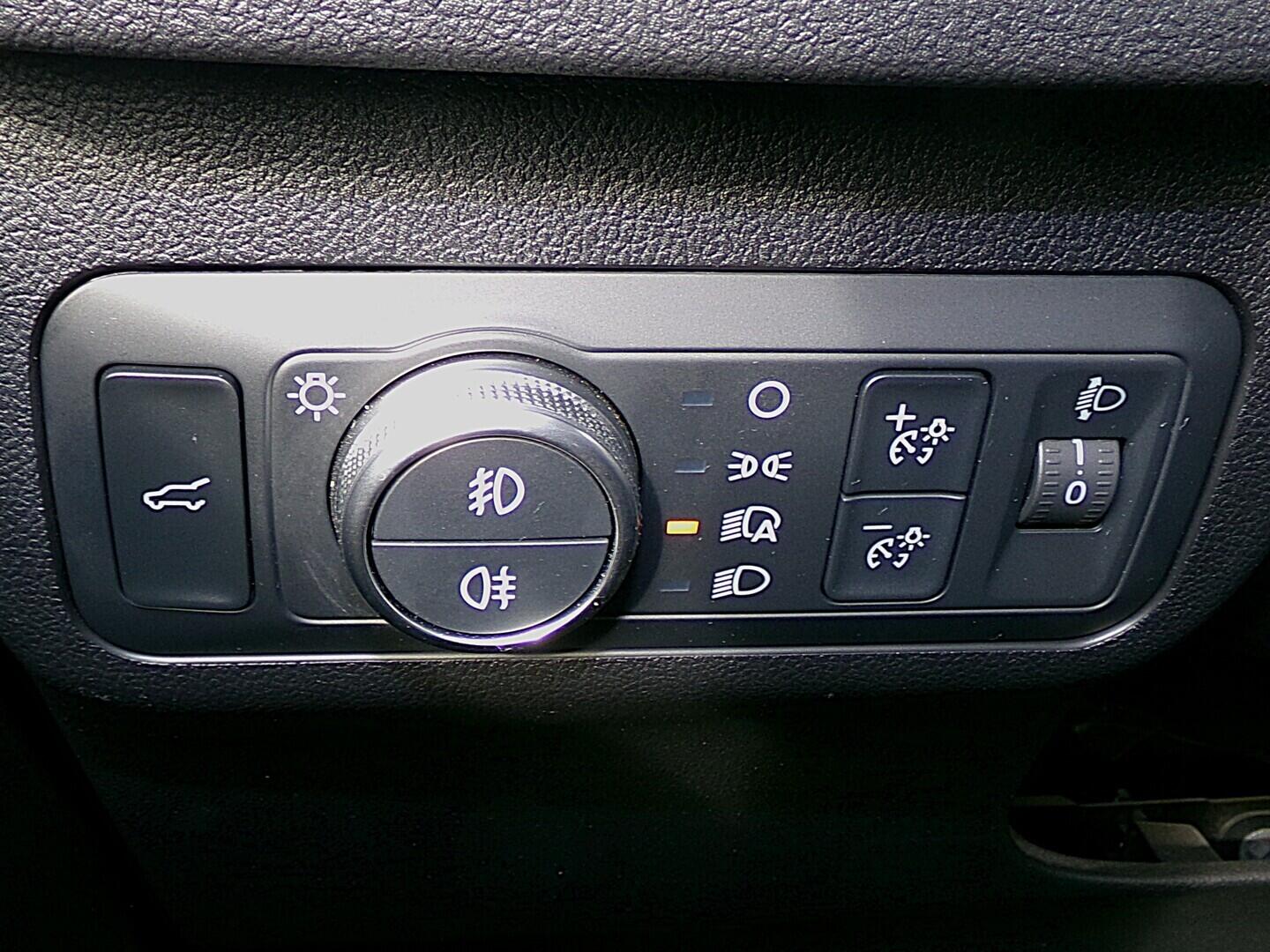 O419V08205_22.webp_KUGA ST-Line 2.0 TDI 110 kW manuál, DPH