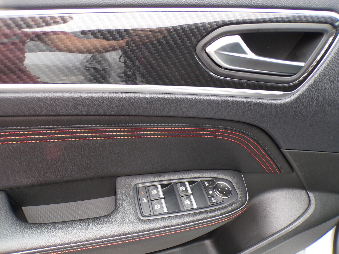 O419V08207_21.webp_ARKANA RS-line 1.3 TCe 103 kW automat, DPH