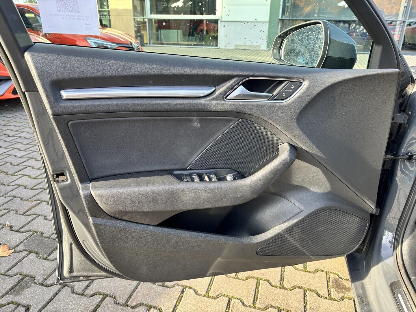 O419V08208_20.webp_A3  1.6 TDI 85 kW manuál, DPH