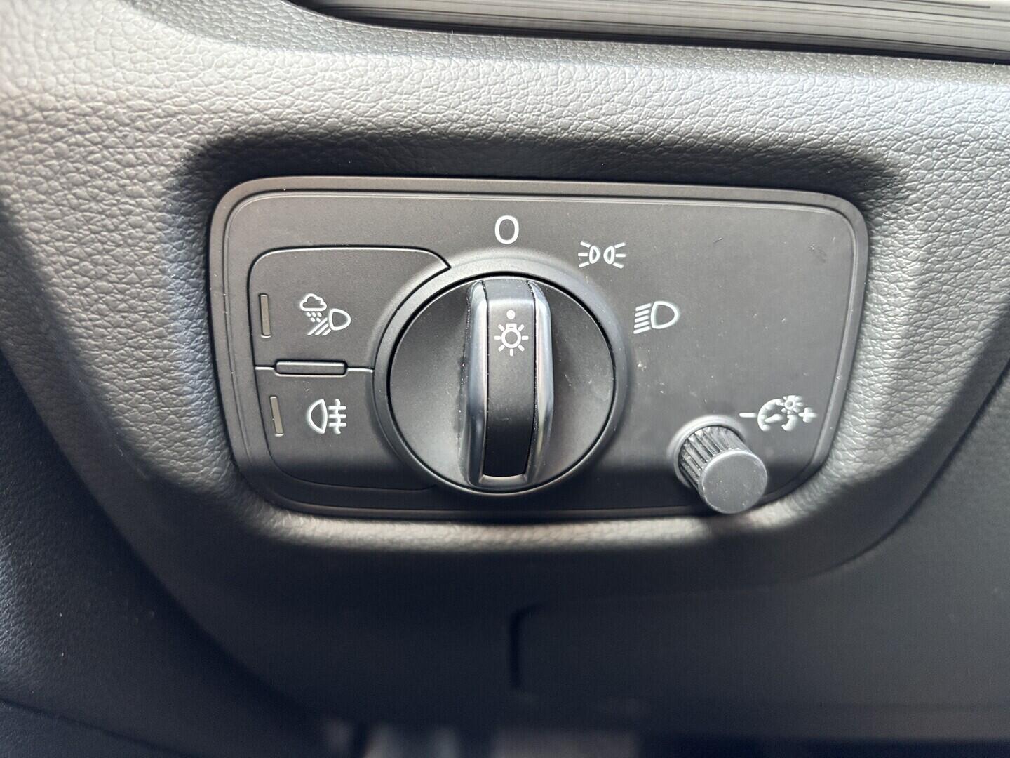 O419V08208_26.webp_A3  1.6 TDI 85 kW manuál, DPH