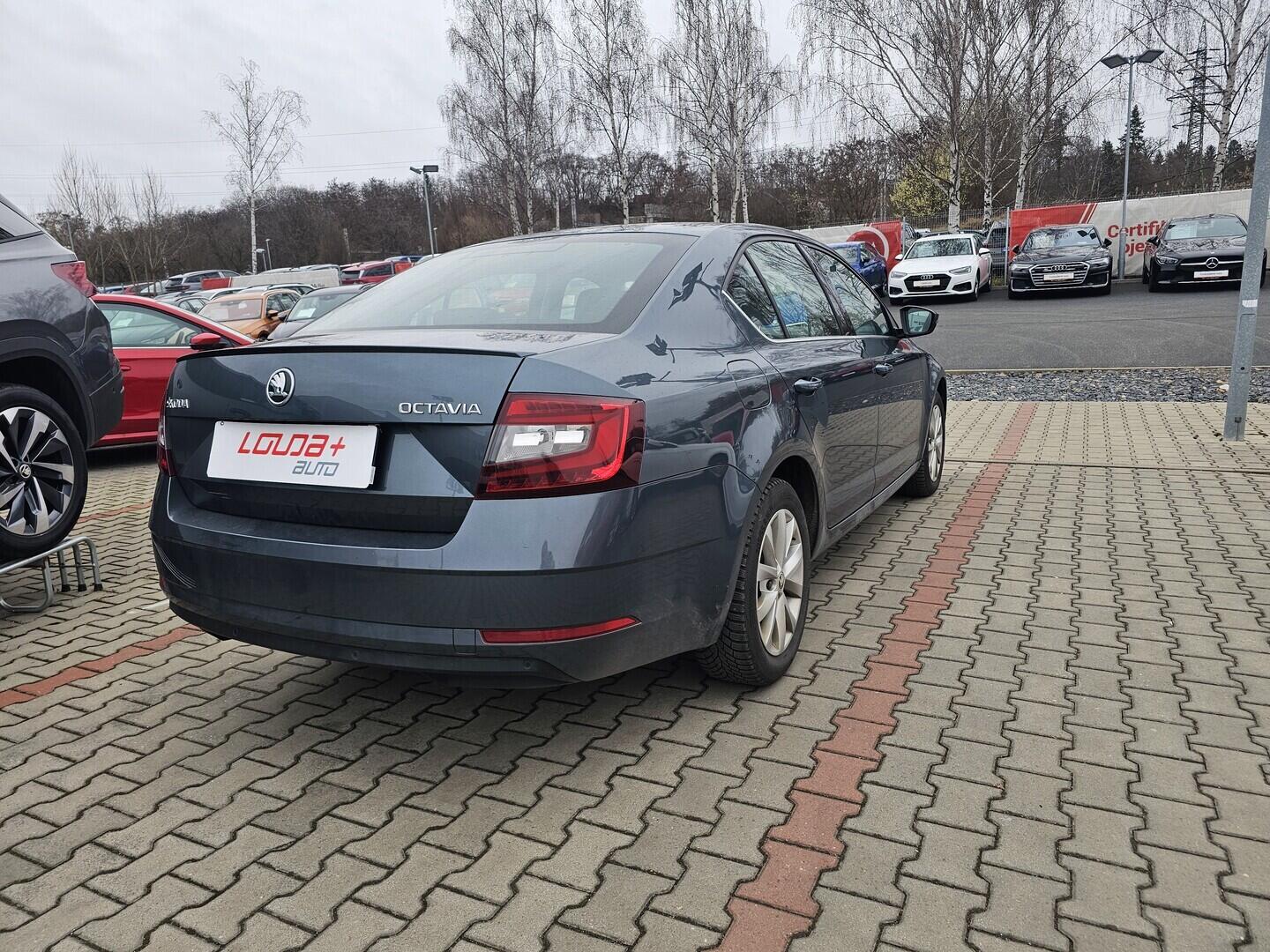 O419V08213_11.webp_OCTAVIA Style 1.5 TSI 110 kW manuál