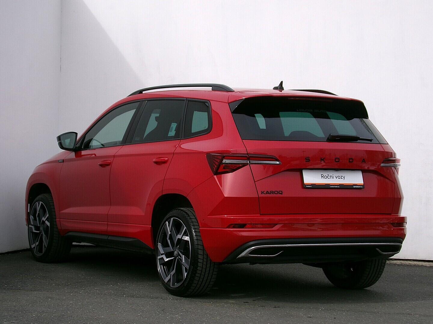 O419V08214_15.webp_KAROQ  1.5 TSI 110 kW automat, DPH