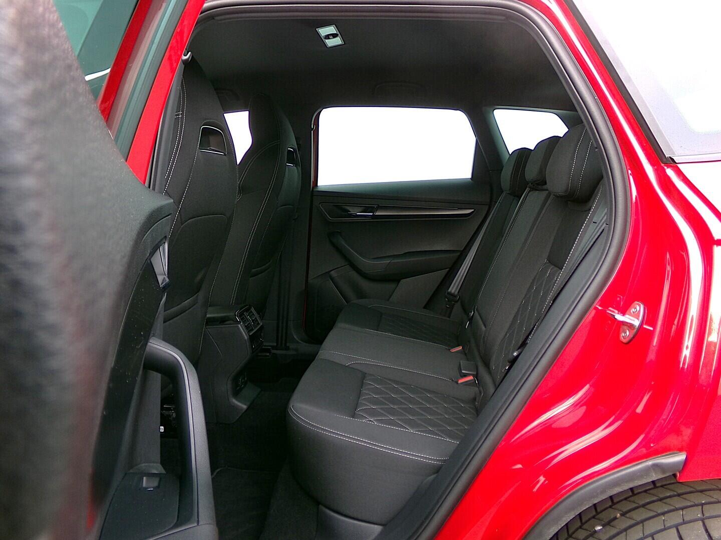 O419V08214_35.webp_KAROQ  1.5 TSI 110 kW automat, DPH