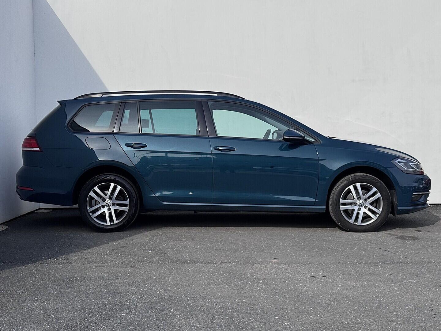 O419V08219_16.webp_GOLF VARIANT Comfortline 4Motion 2.0 TDI 110 kW automat