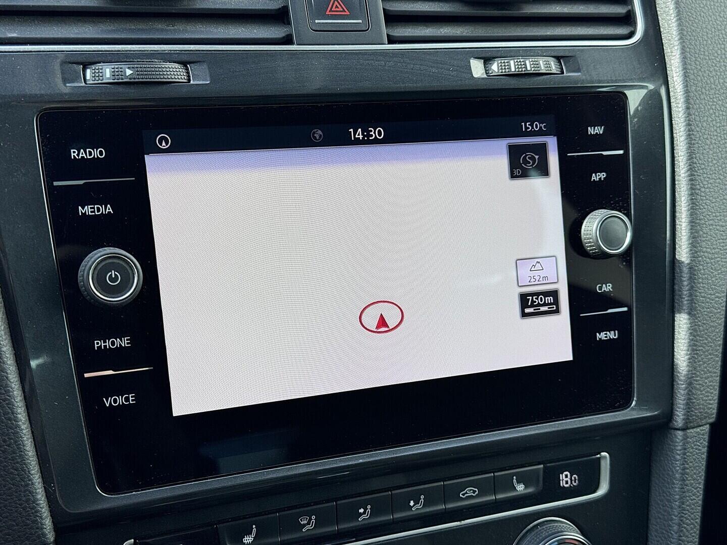 O419V08219_27.webp_GOLF VARIANT Comfortline 4Motion 2.0 TDI 110 kW automat