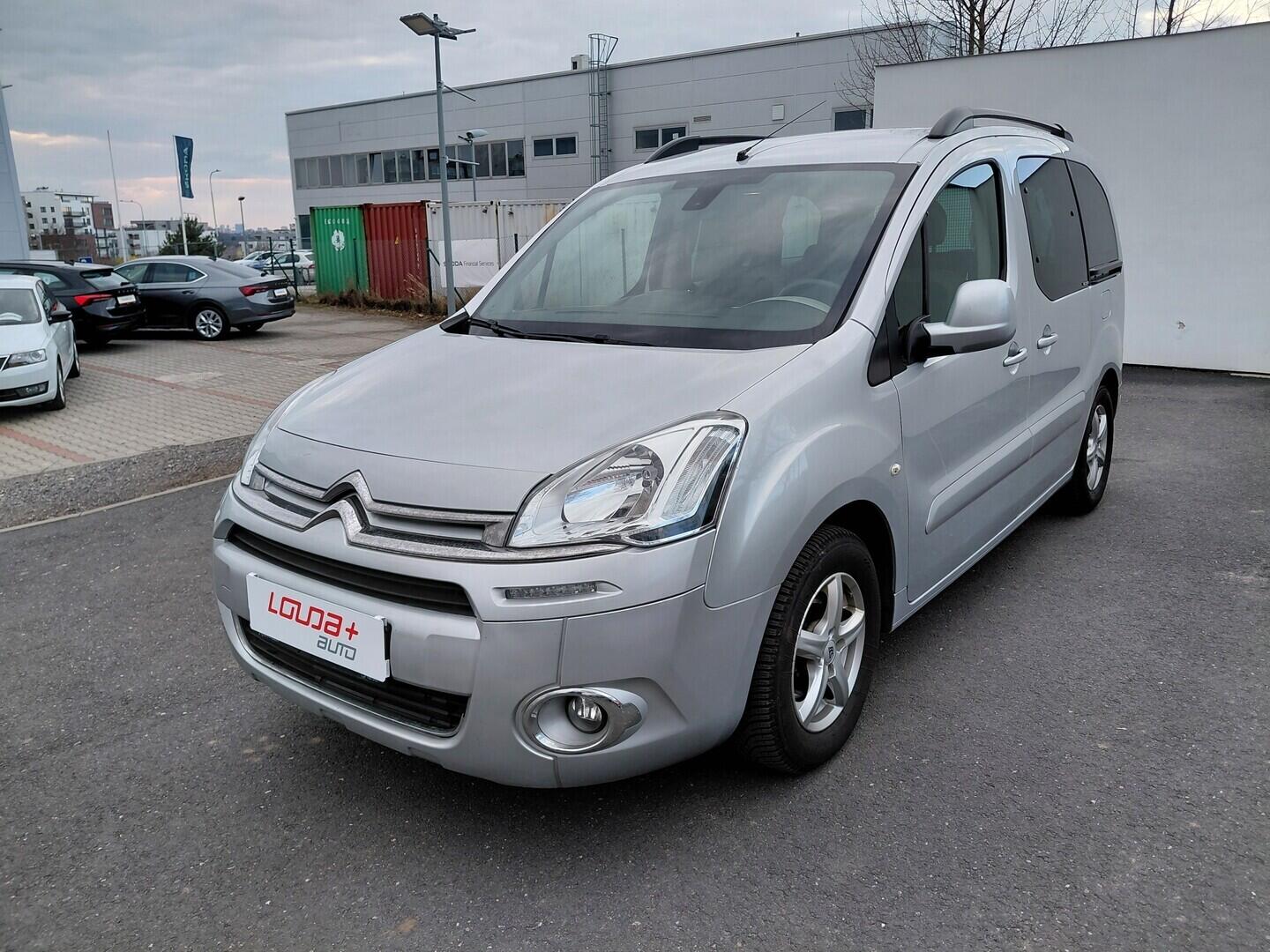 O419V08225_10.webp_BERLINGO Exclusive 1.6 HDI 84 kW manuál