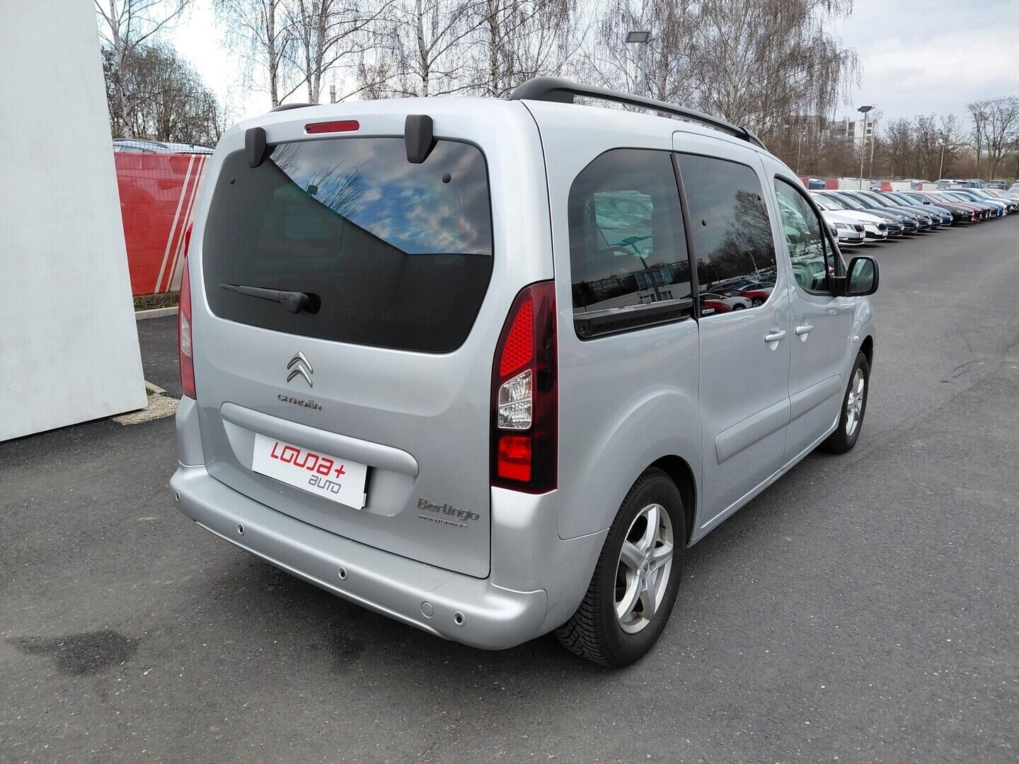 O419V08225_11.webp_BERLINGO Exclusive 1.6 HDI 84 kW manuál