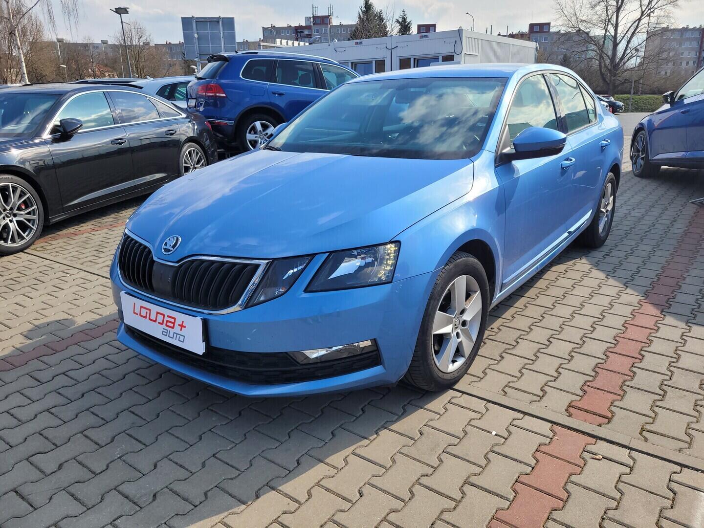 O419V08228_10.webp_OCTAVIA Ambition 1.6 TDI 85 kW manuál